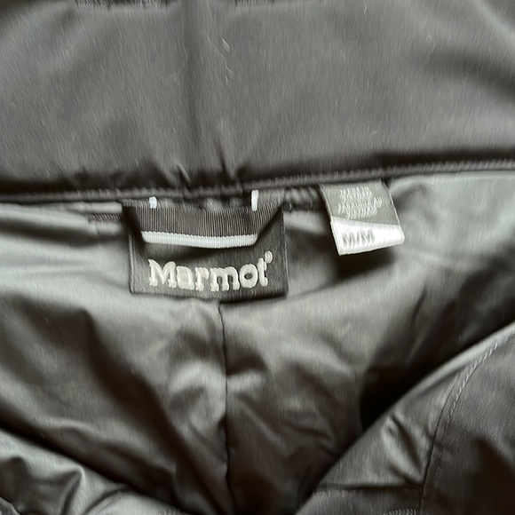 Marmot snowboard/ski pants. Size Medium. Black - Picture 3 of 5
